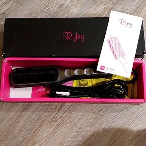 Hair straightener ***NEW****